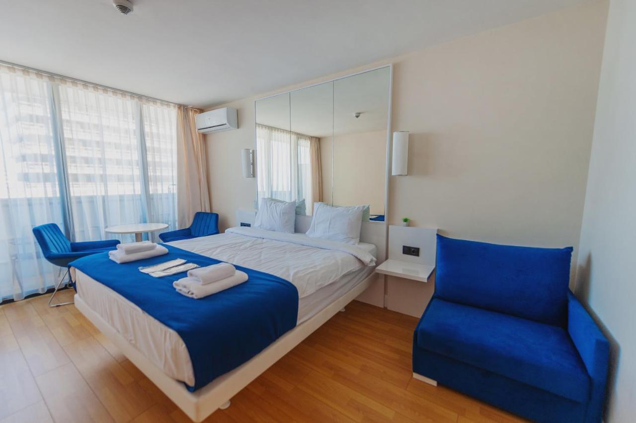 Black Sea Luxury Towers Hotel บาทูมิ ภายนอก รูปภาพ