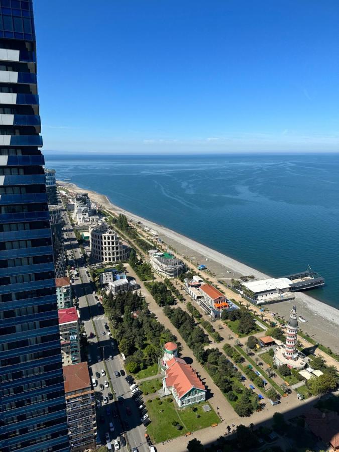 Black Sea Luxury Towers Hotel บาทูมิ ภายนอก รูปภาพ