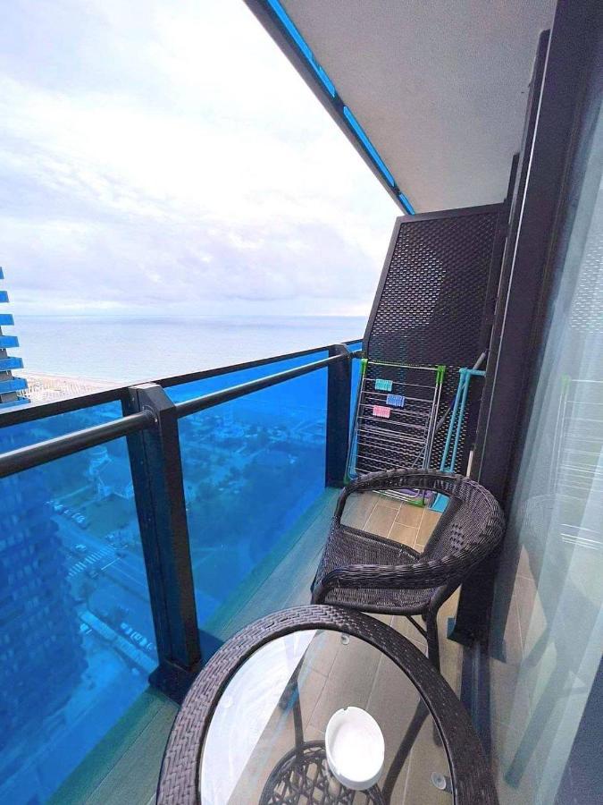 Black Sea Luxury Towers Hotel บาทูมิ ภายนอก รูปภาพ