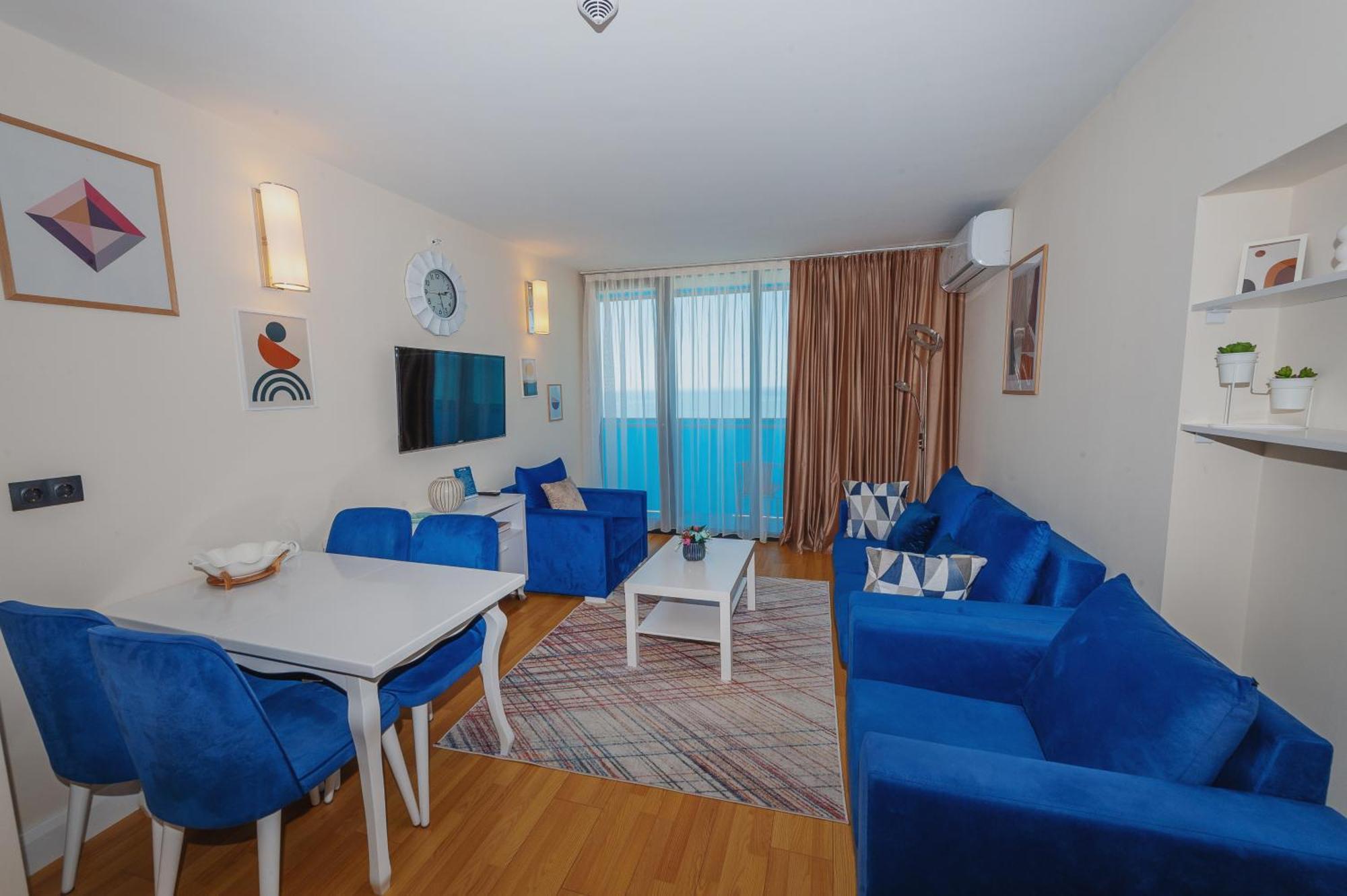 Black Sea Luxury Towers Hotel บาทูมิ ภายนอก รูปภาพ