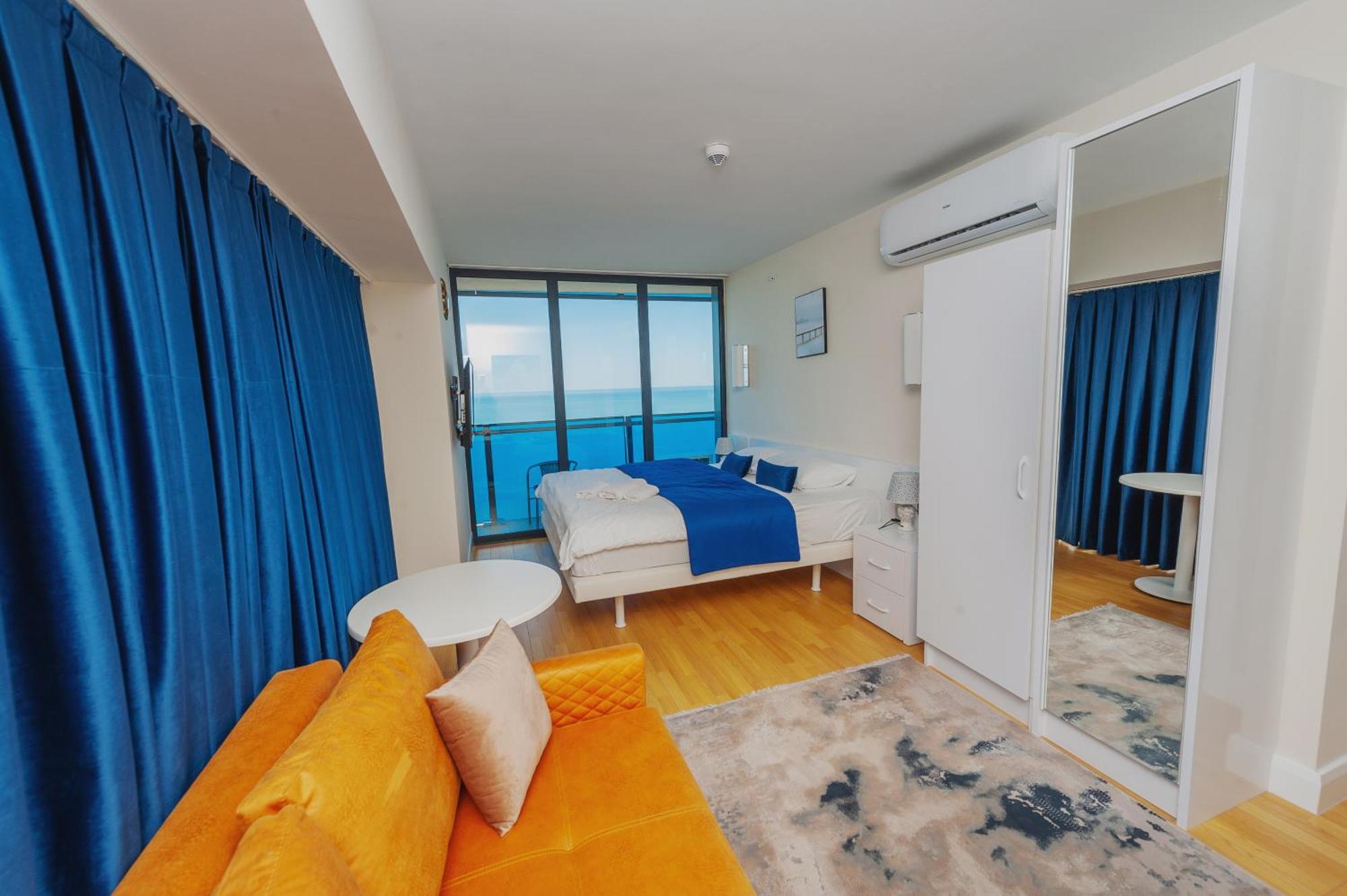 Black Sea Luxury Towers Hotel บาทูมิ ภายนอก รูปภาพ