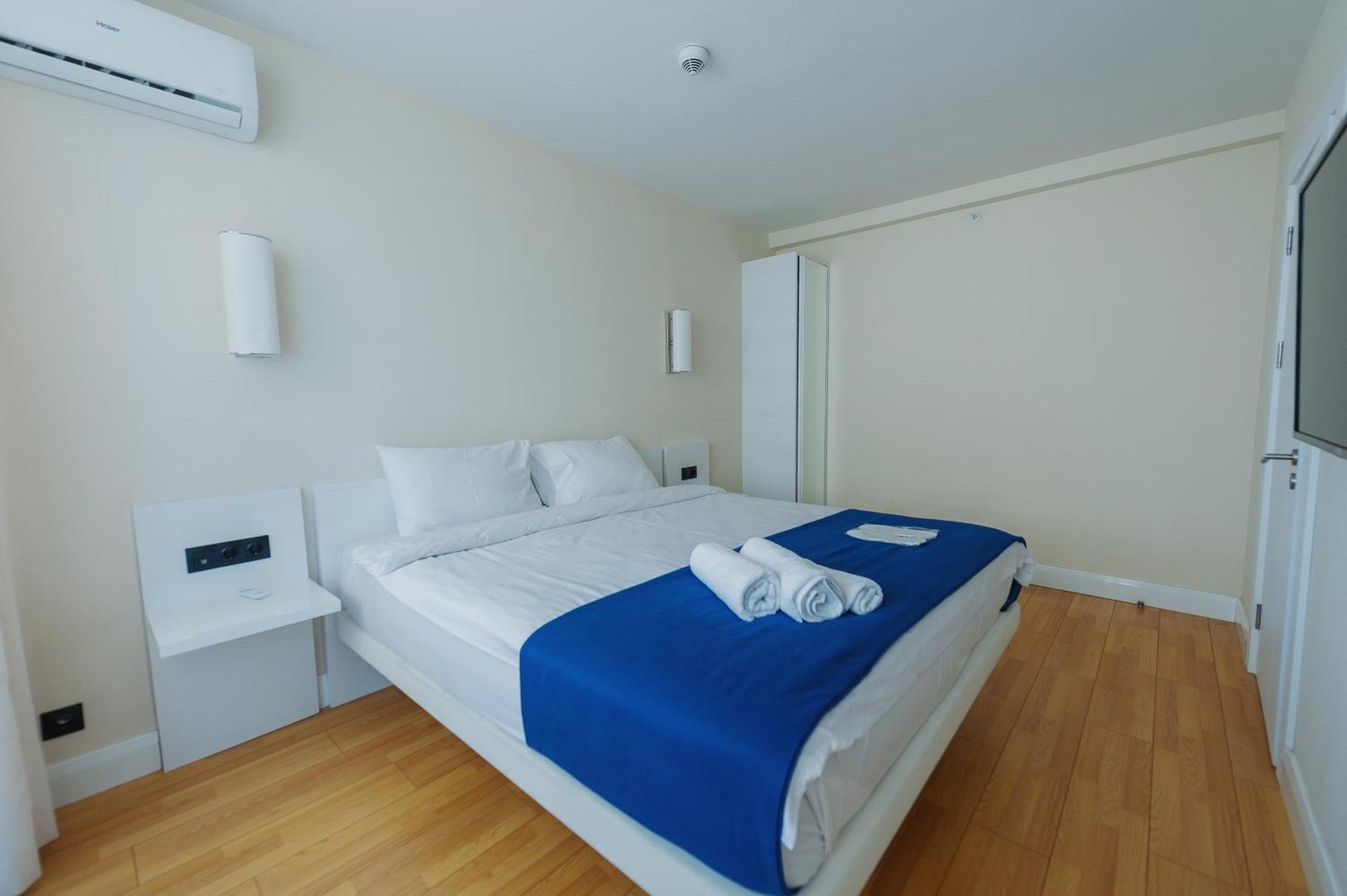Black Sea Luxury Towers Hotel บาทูมิ ภายนอก รูปภาพ