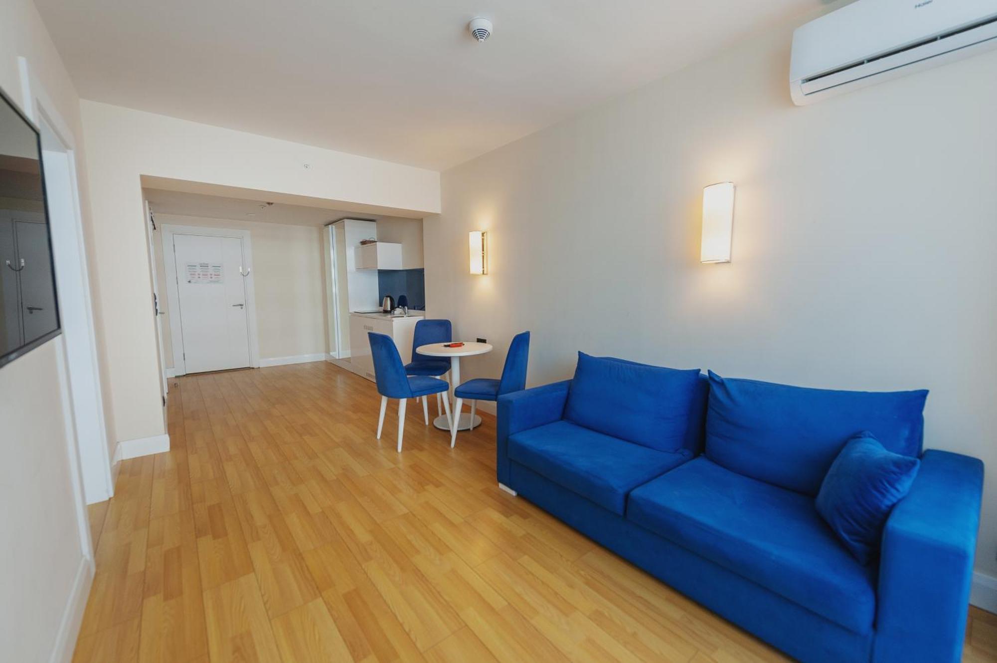 Black Sea Luxury Towers Hotel บาทูมิ ภายนอก รูปภาพ