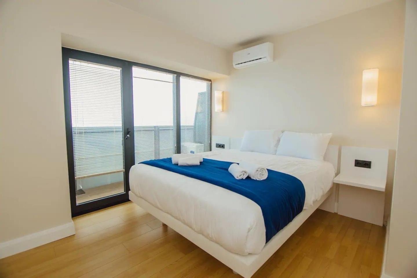 Black Sea Luxury Towers Hotel บาทูมิ ภายนอก รูปภาพ